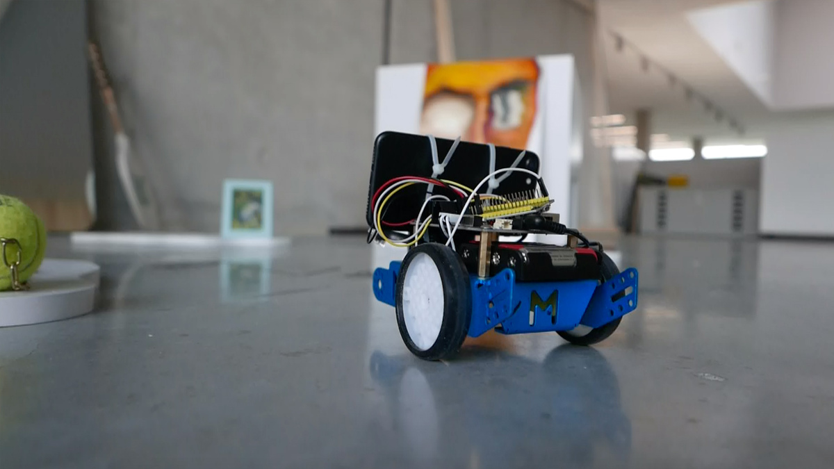 Close-up of the robot with mounted smartphone